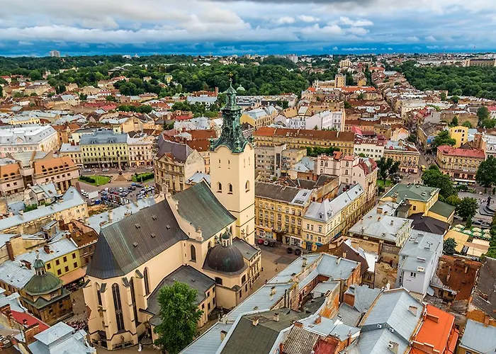 Large & Modern Flat With Balcony In Heart Of *