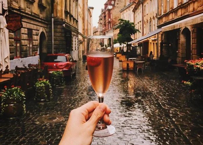 Large & Modern Flat With Balcony In Heart Of Apartment Lemberg