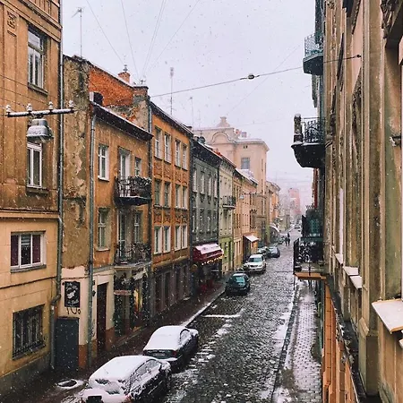Large & Modern Flat With Balcony In Heart Of * Lviv